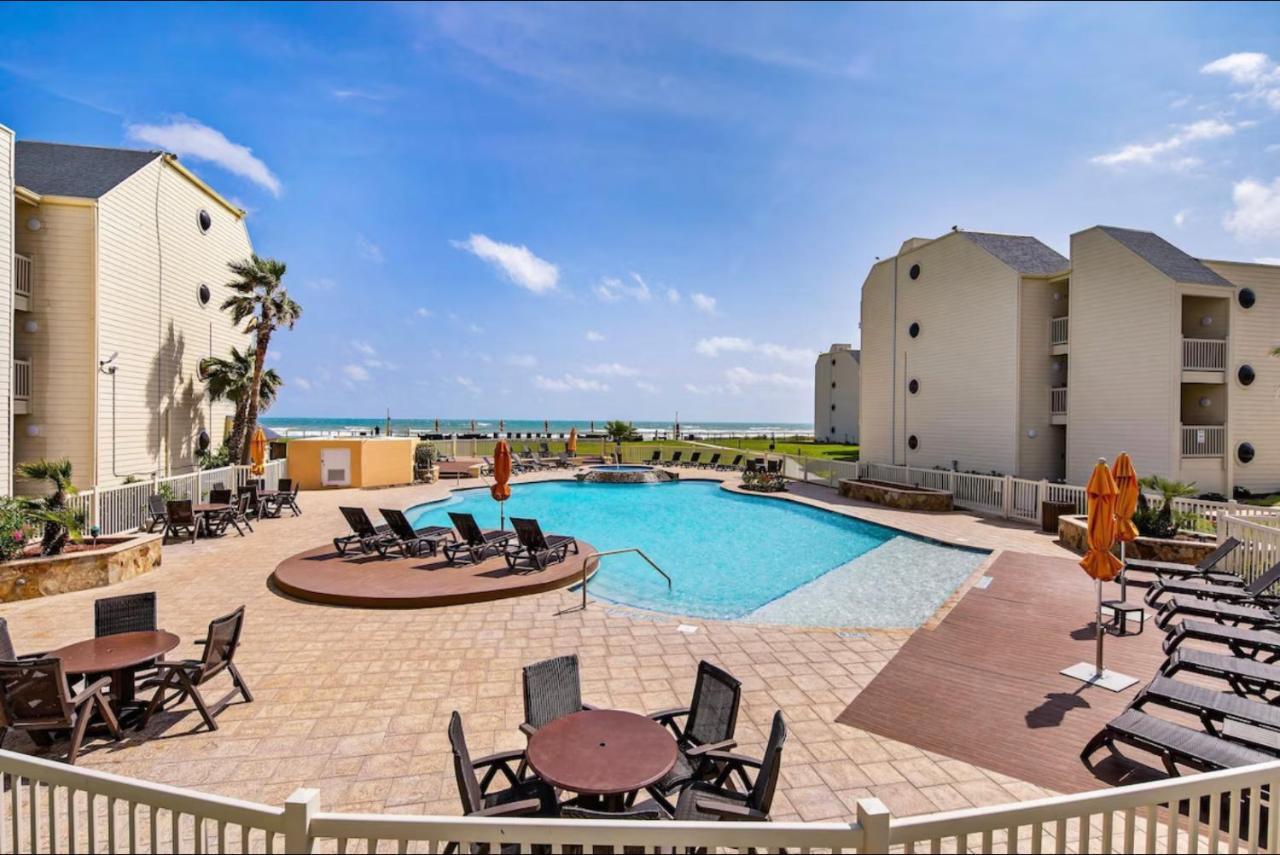 New Stunning Ocean-View Beachfront Resort, Heated Pool! South Padre Island Kültér fotó
